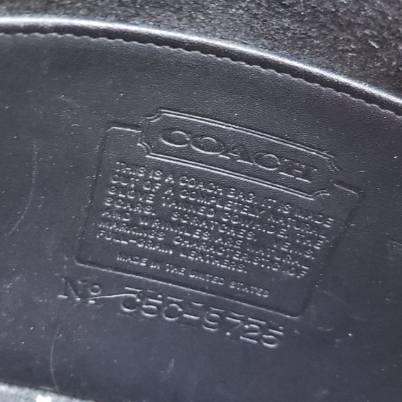 Adorable Coach Crossbody Purse - Picture 7 of 7